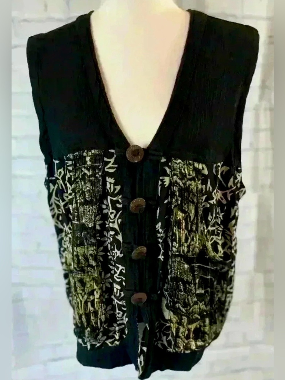 Orchid Lane Best Boho‎ Buddha Hipster Vest Woman’s Size S/M Black Gold buttons